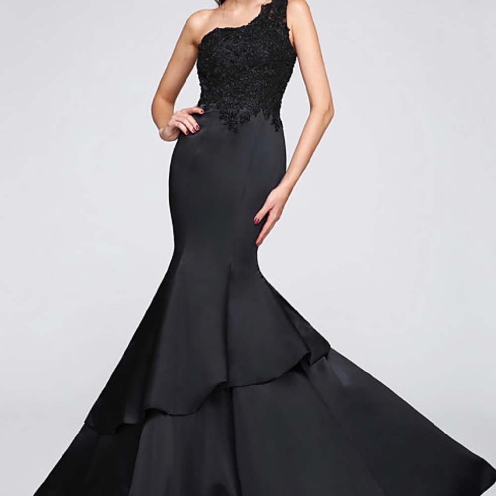 NWT black evening gown
